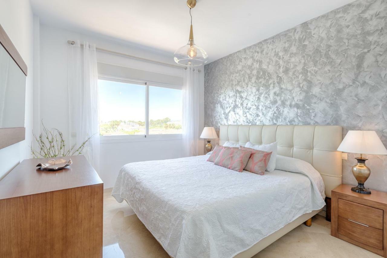 Sea & Mountain View Penthouse Διαμέρισμα Εστεπόνα Εξωτερικό φωτογραφία