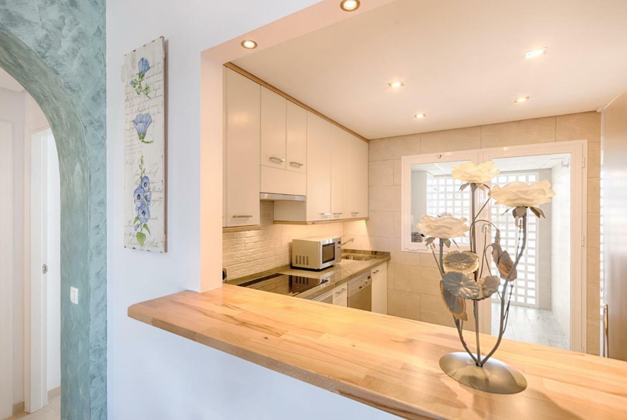 Sea & Mountain View Penthouse Διαμέρισμα Εστεπόνα Εξωτερικό φωτογραφία