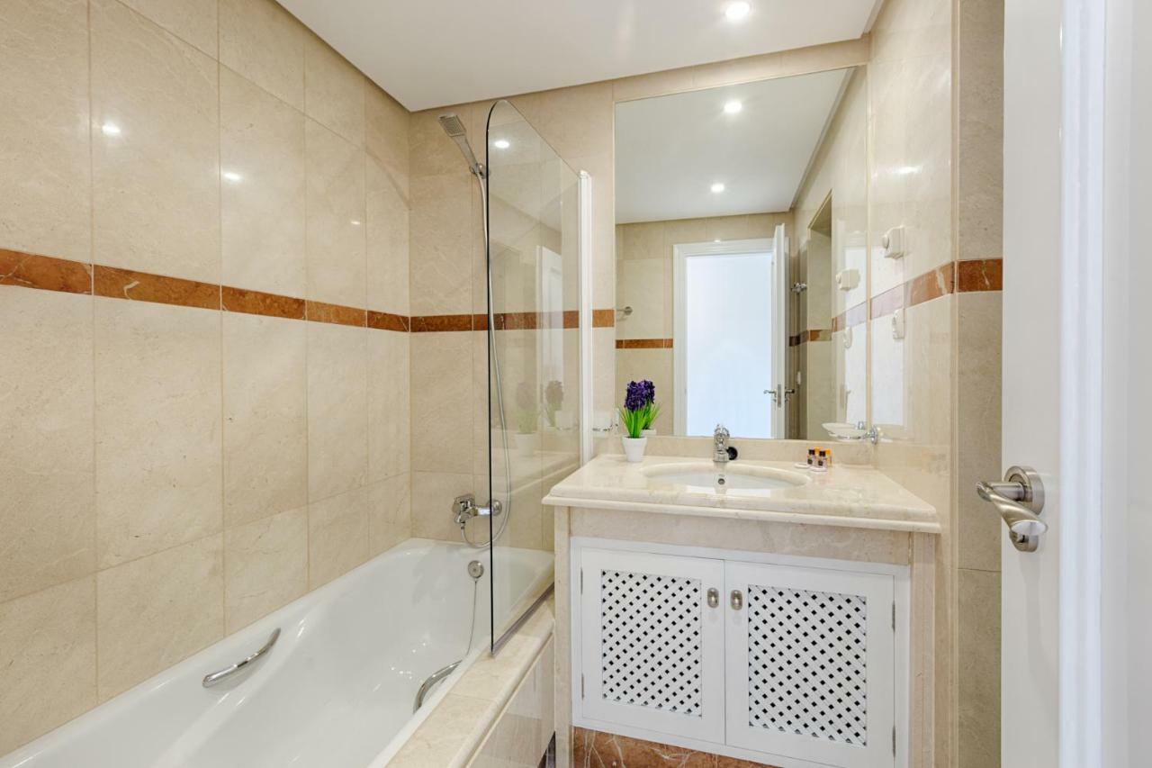 Sea & Mountain View Penthouse Διαμέρισμα Εστεπόνα Εξωτερικό φωτογραφία